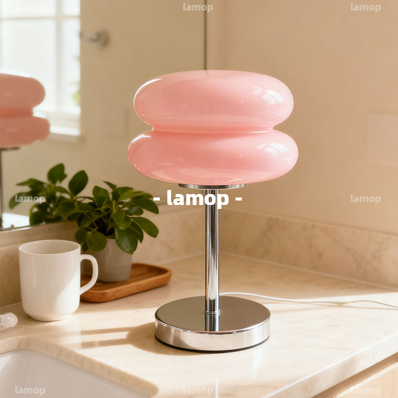 โคมไฟตั้งโต๊ะข้างเตียงสไตล์เรโ - Lighting Table Decor บทวิจารณ์และราคา